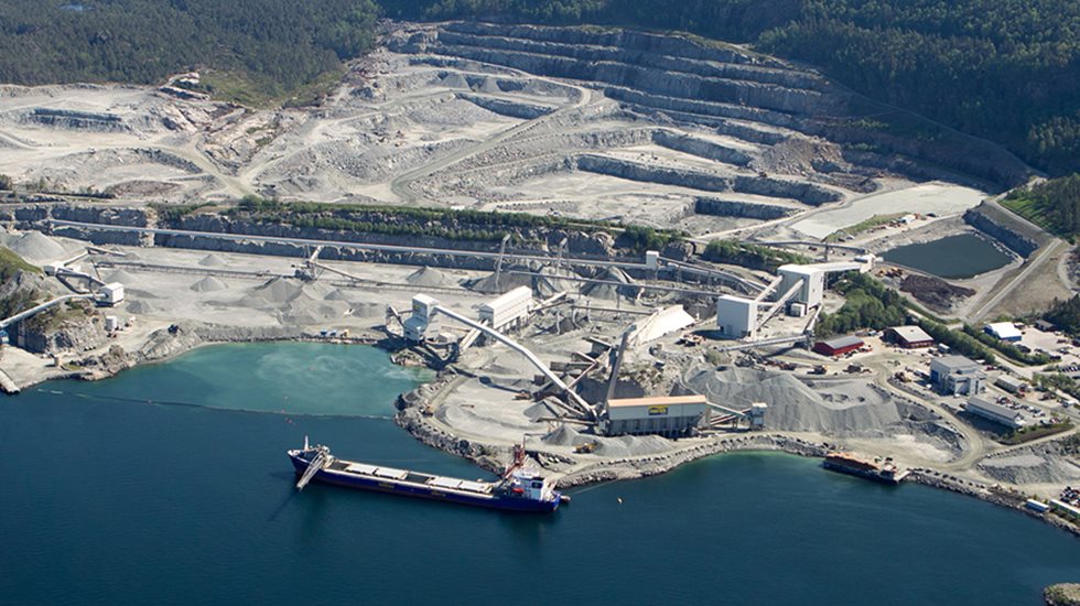 Aerial image of Norsk Sten Jelsa quarry.