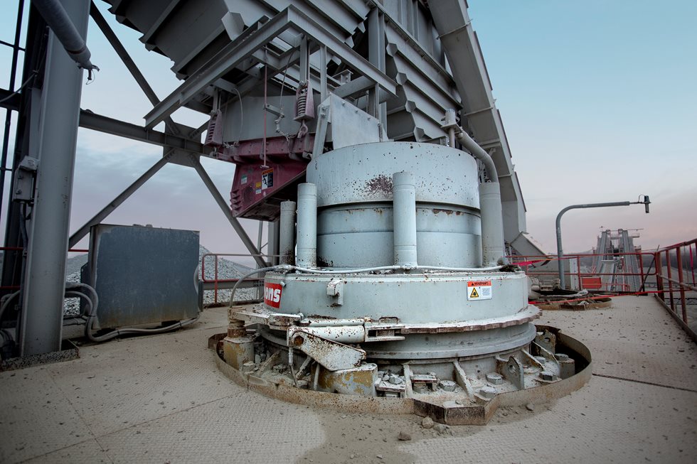 Symons cone crusher at Lehigh Hanson's Harding Street plant in Indianapolis, IN, USA