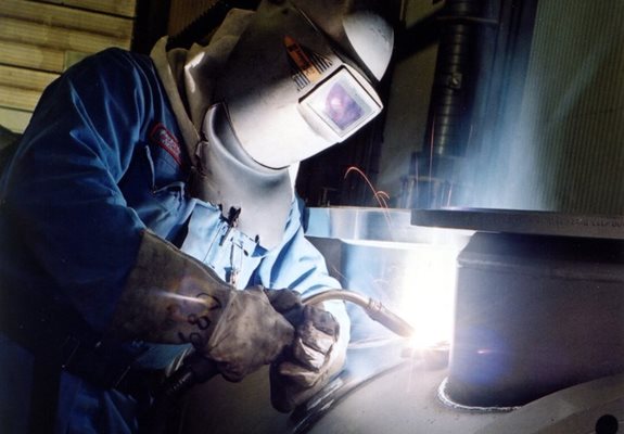 Edmeston SX® welding material can be used with acid-resistant stainless steel and other materials.