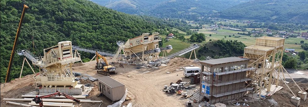Crushing and screening plant construction site