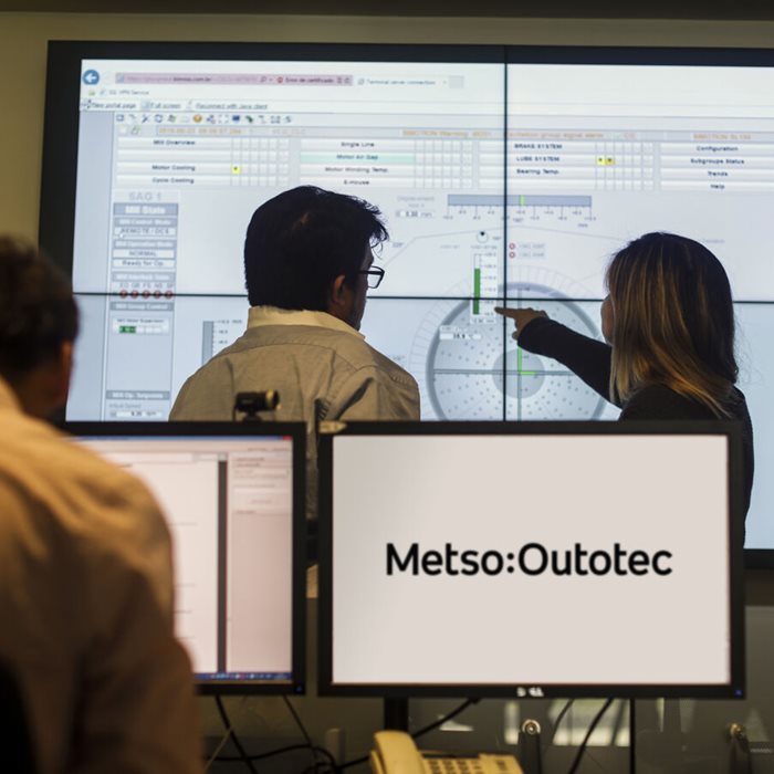 Metso Outotec expert providing real-time support using remote process analysis
